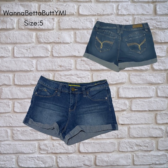 WannaBetaButt? Jean Shorts - Picture 1 of 3
